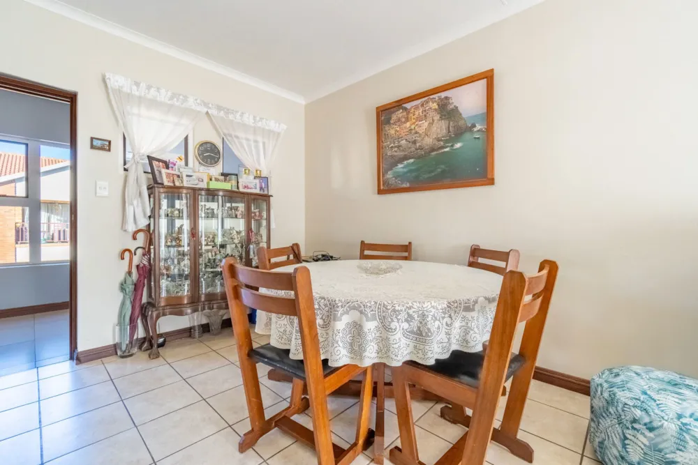 Apartment for sale in Brentwood Park, Benoni - EN1667502