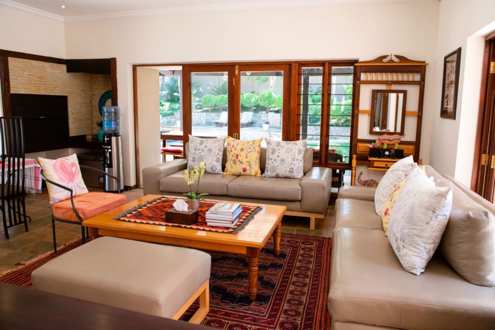 Guesthouse for sale in Baileys Muckleneuk - PT1668269