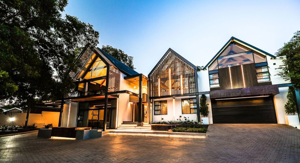 Guesthouse for sale in Faerie Glen - PT1667888 Guesthouse for sale in Faerie Glen - PT1667888