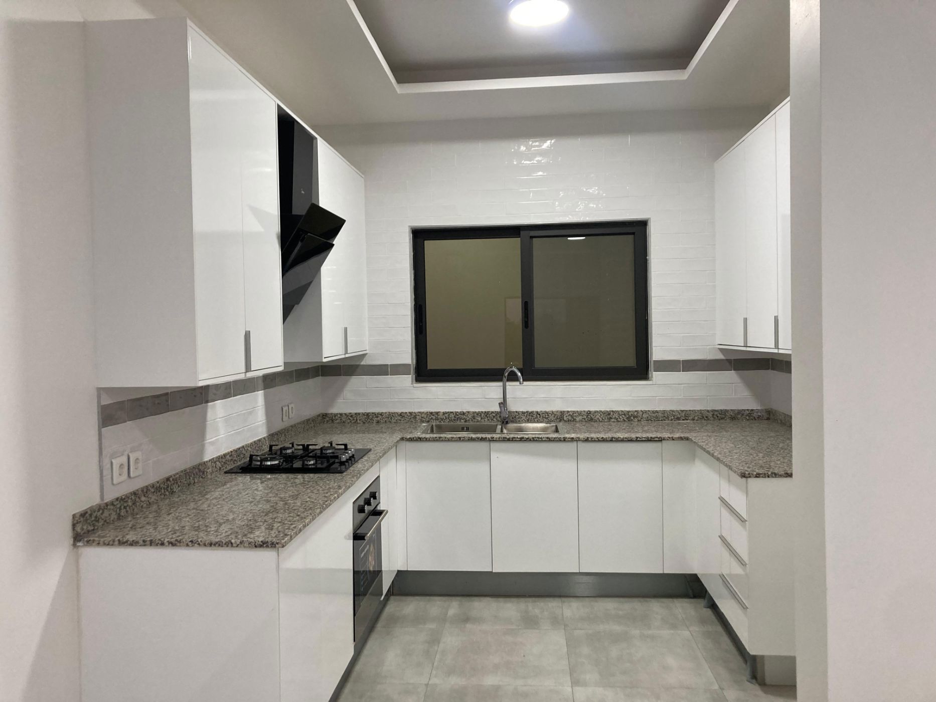 Apartment to rent in Matola, Mozambique - 3MQ1667950