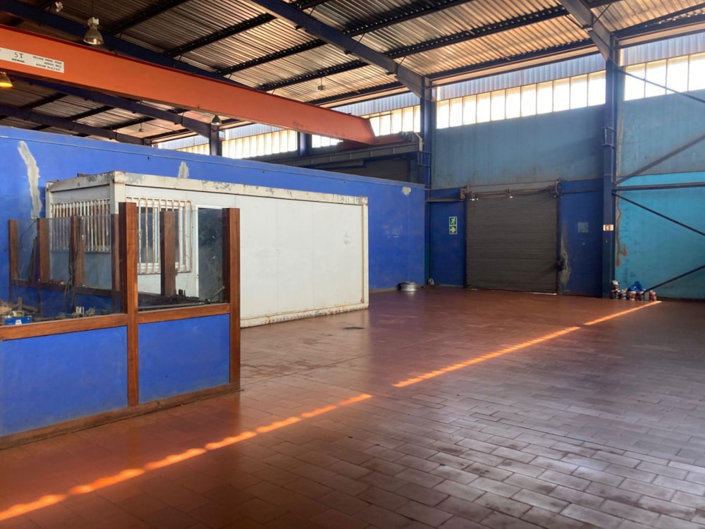 Commercial industrial property to rent in Matola, Mozambique - 3MQ1667986 Commercial industrial property to rent in Matola, Mozambique - 3MQ1667986