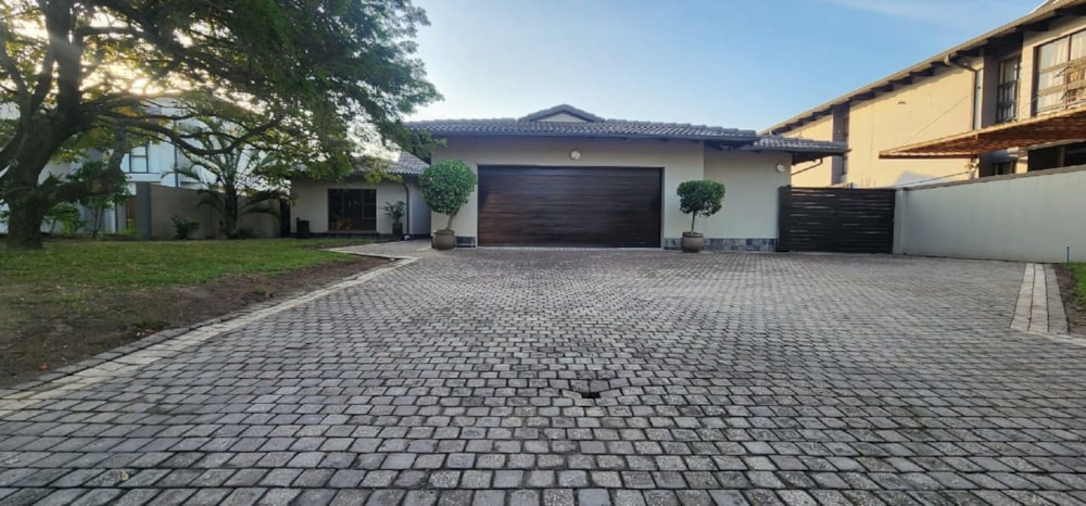 Golf estate house for sale in Meer en See - 1RY1665394 Golf estate house for sale in Meer en See - 1RY1665394