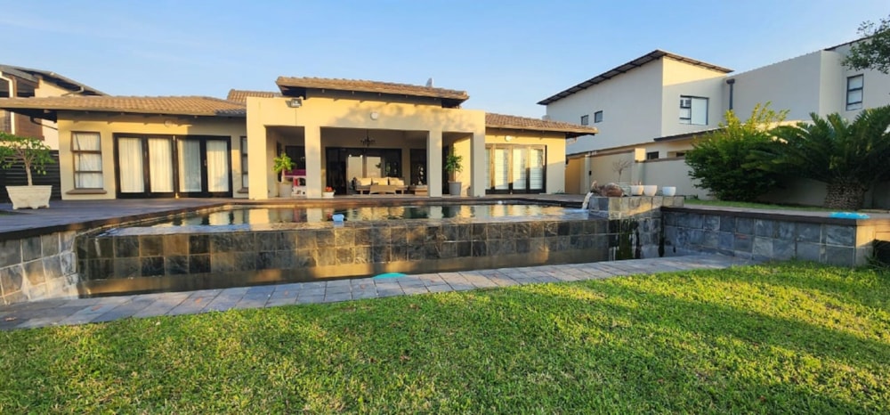 Golf estate house for sale in Meer en See - 1RY1665394 Golf estate house for sale in Meer en See - 1RY1665394