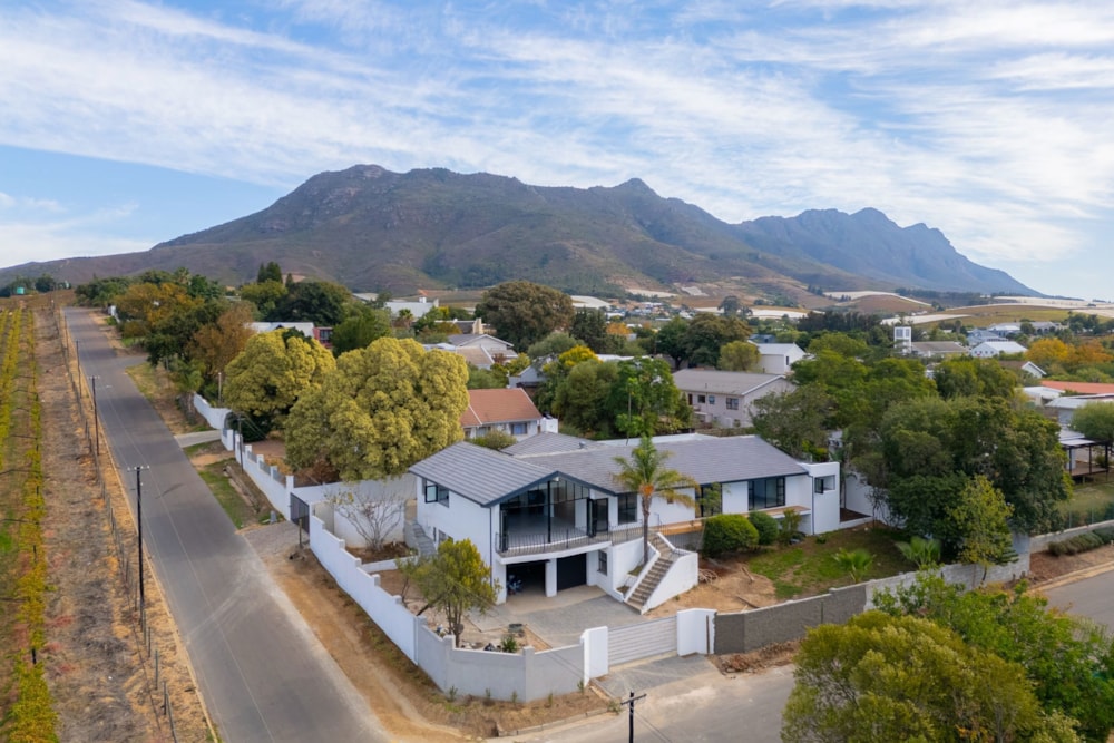 House for sale in Riebeek Kasteel - RV1653333