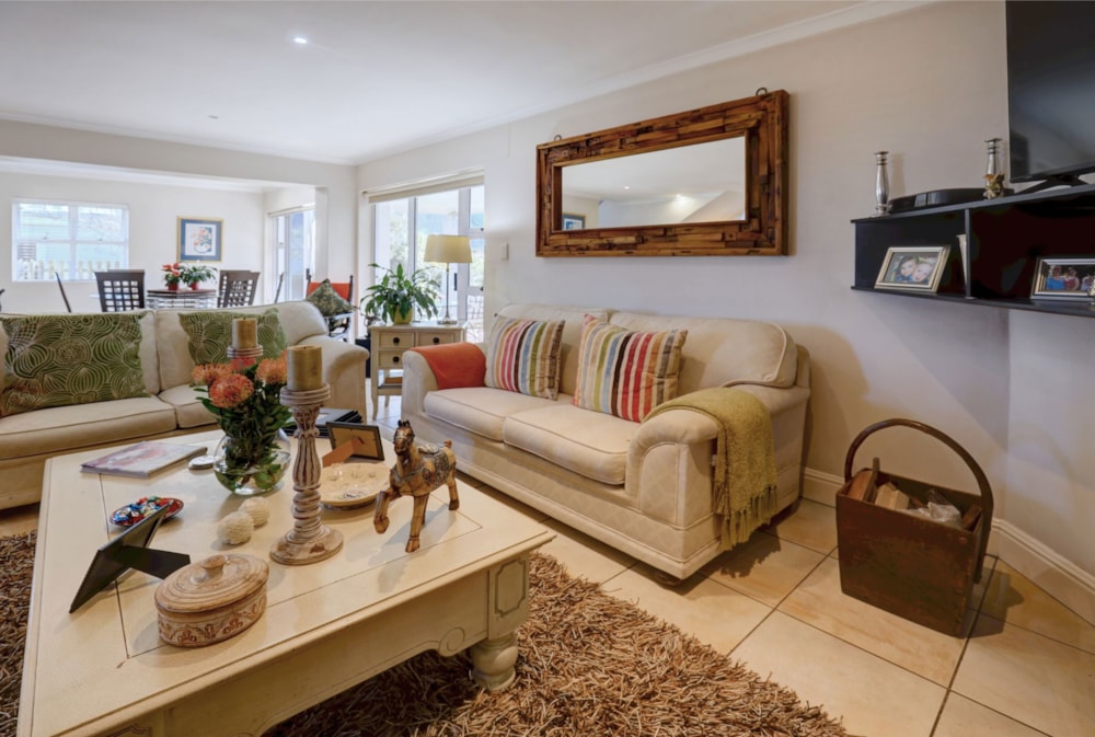 Townhouse let in Kingswood Golf Estate - GEO1704297 Townhouse let in Kingswood Golf Estate - GEO1704297