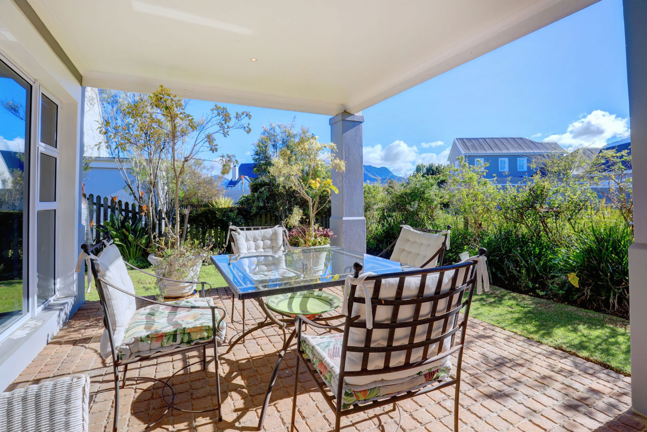 Townhouse to rent in Kingswood Golf Estate - GEO1733854