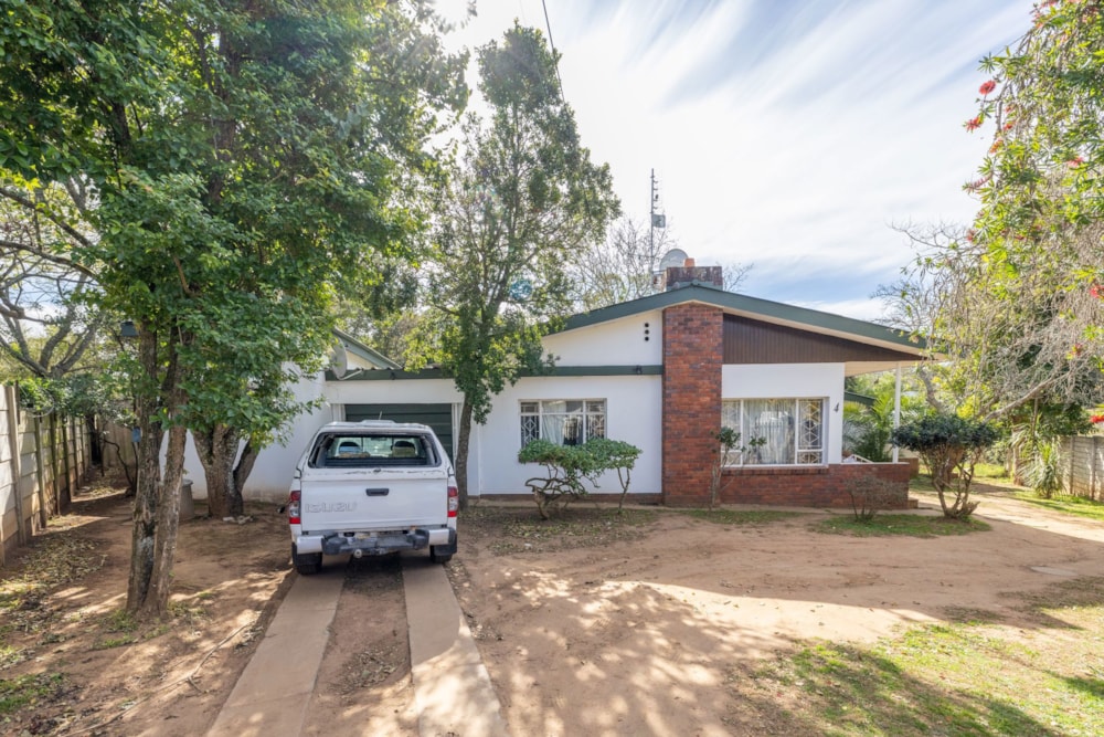 House for sale in Oatlands, Grahamstown, Makhanda - 1GC1669115 House for sale in Oatlands, Grahamstown, Makhanda - 1GC1669115