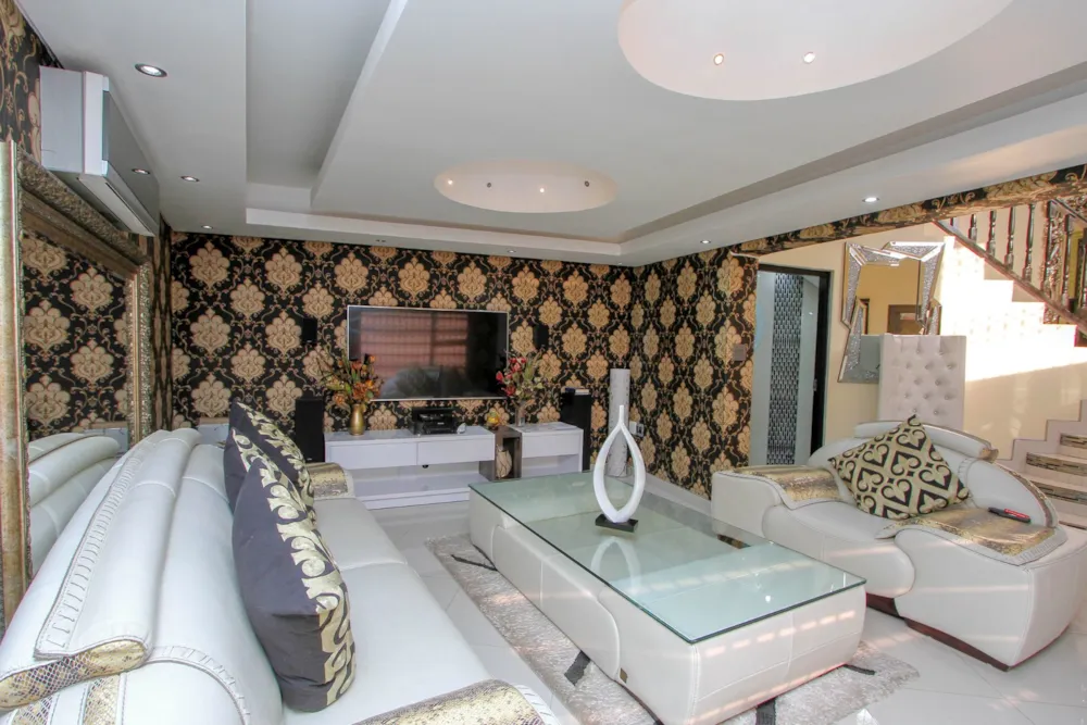House for sale in uMhlanga Rocks - 1ND1665374 House for sale in uMhlanga Rocks - 1ND1665374