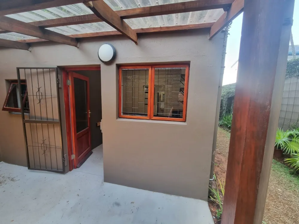 Garden cottage let in La Lucia - 1ND1730153 Garden cottage let in La Lucia - 1ND1730153