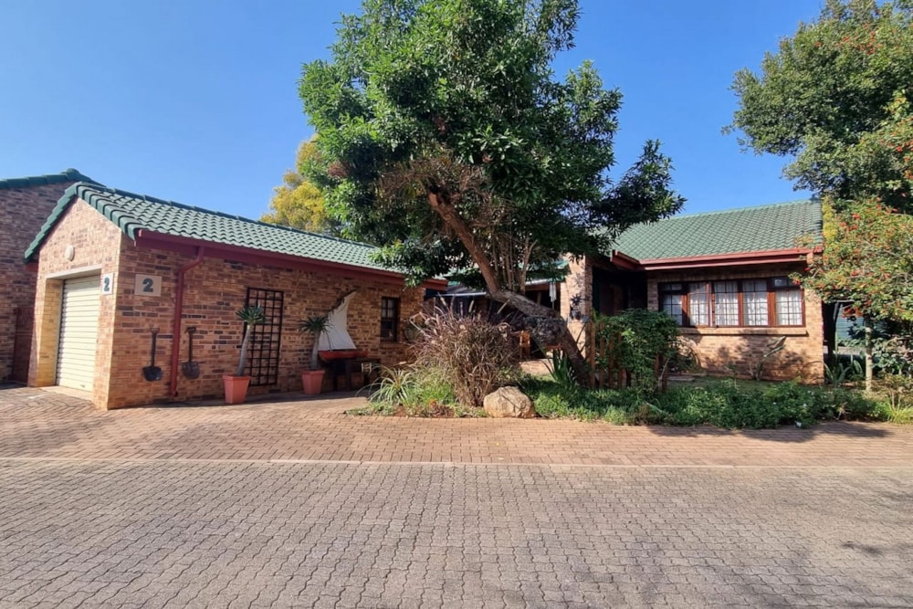 House for sale in White River - 1WR1666108