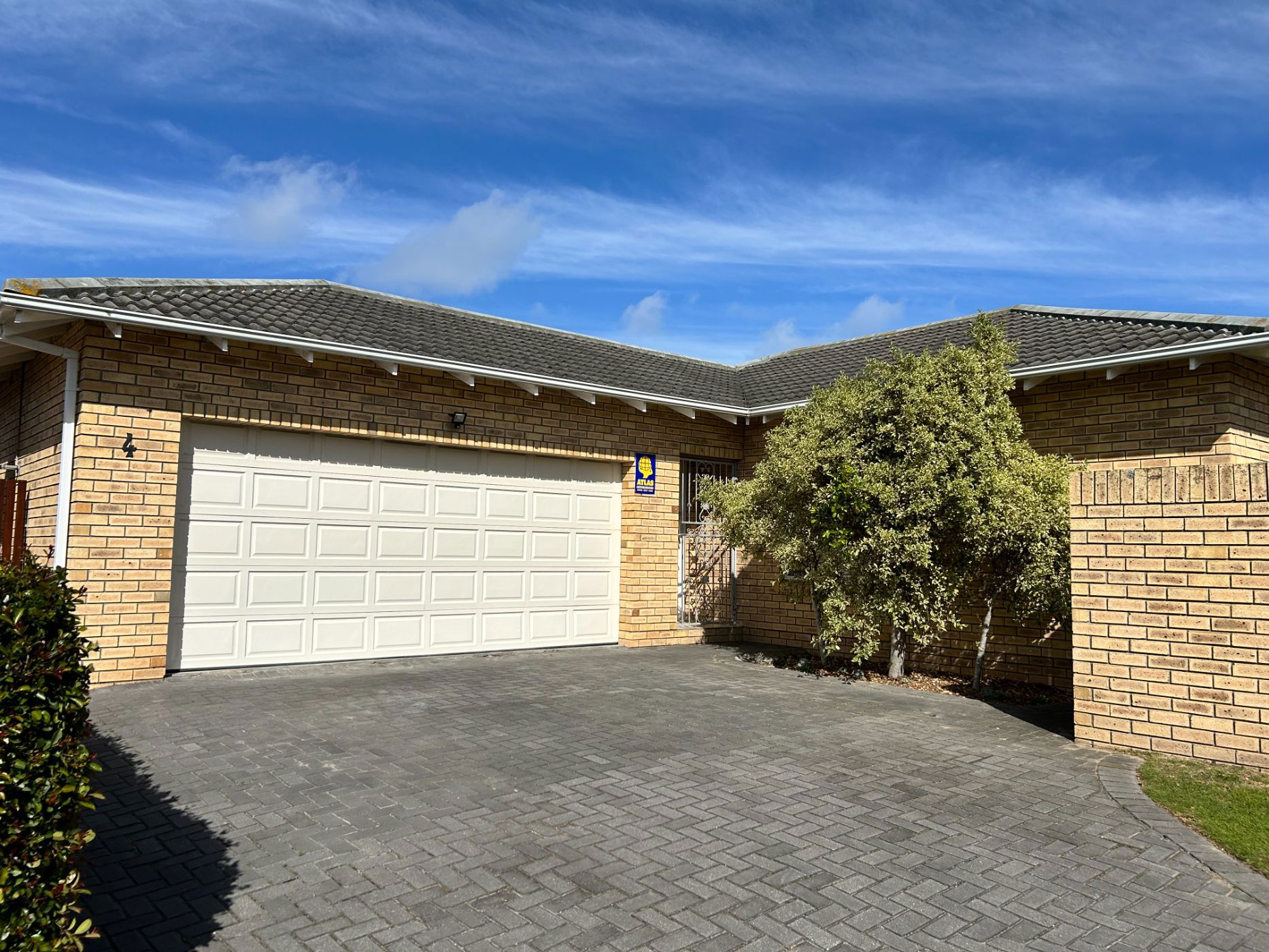 Townhouse let in Lorraine - 1PLZ1694037