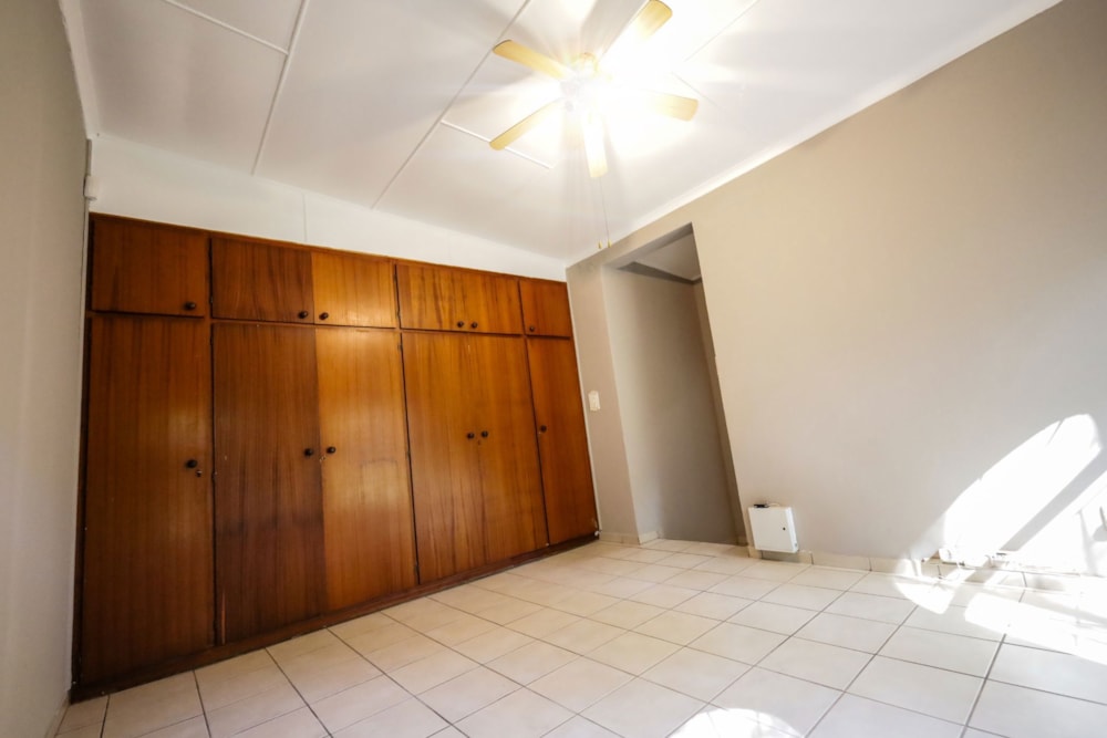 House for sale in Signal Hill, Newcastle - 1NW1704801