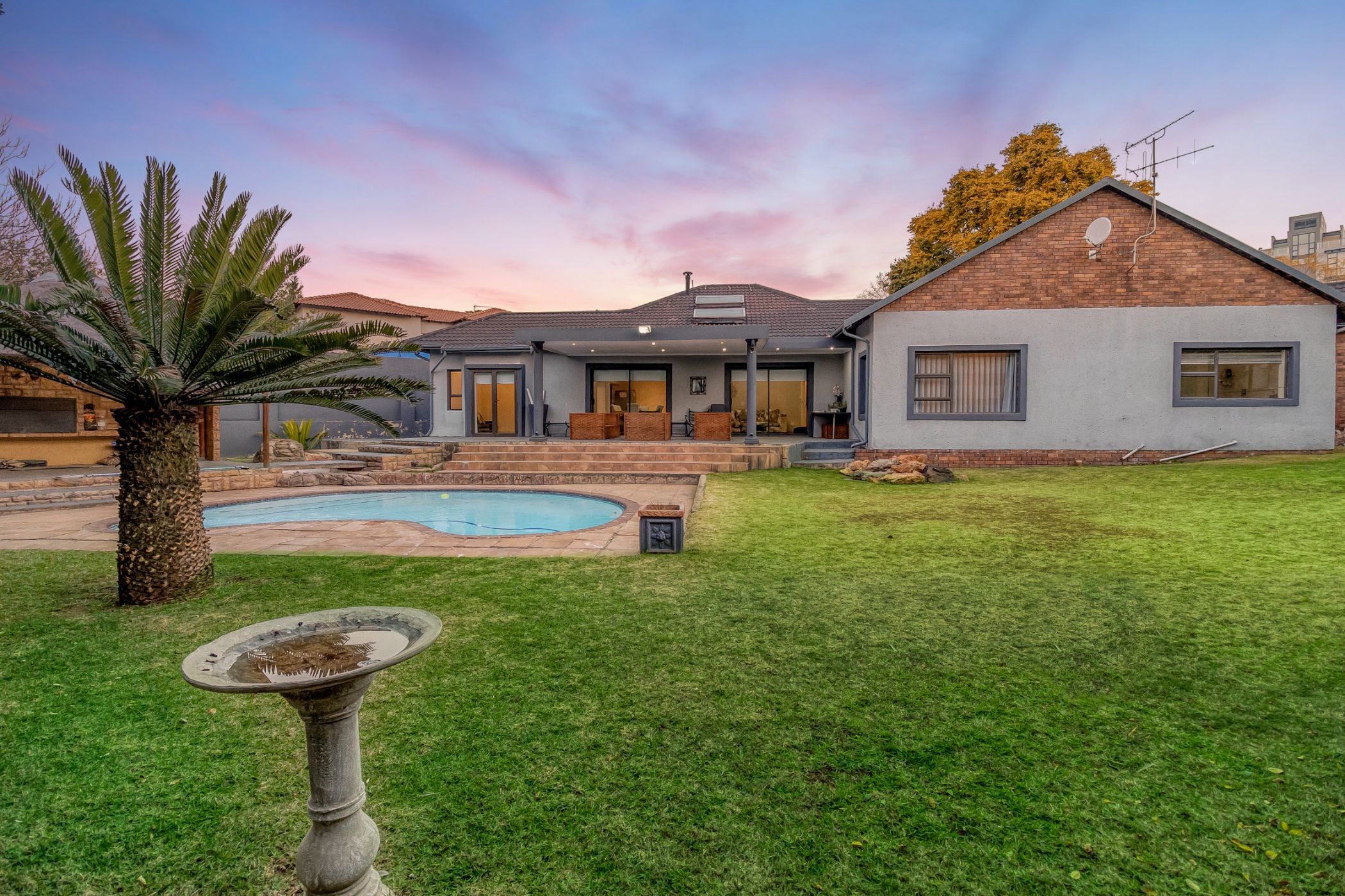 House for sale in Victoria - HP1661882