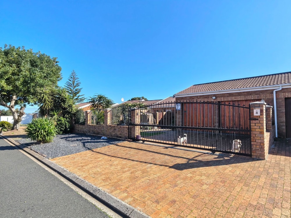 House sold in Welgelegen, Parow - 1PLA1665603 House sold in Welgelegen, Parow - 1PLA1665603