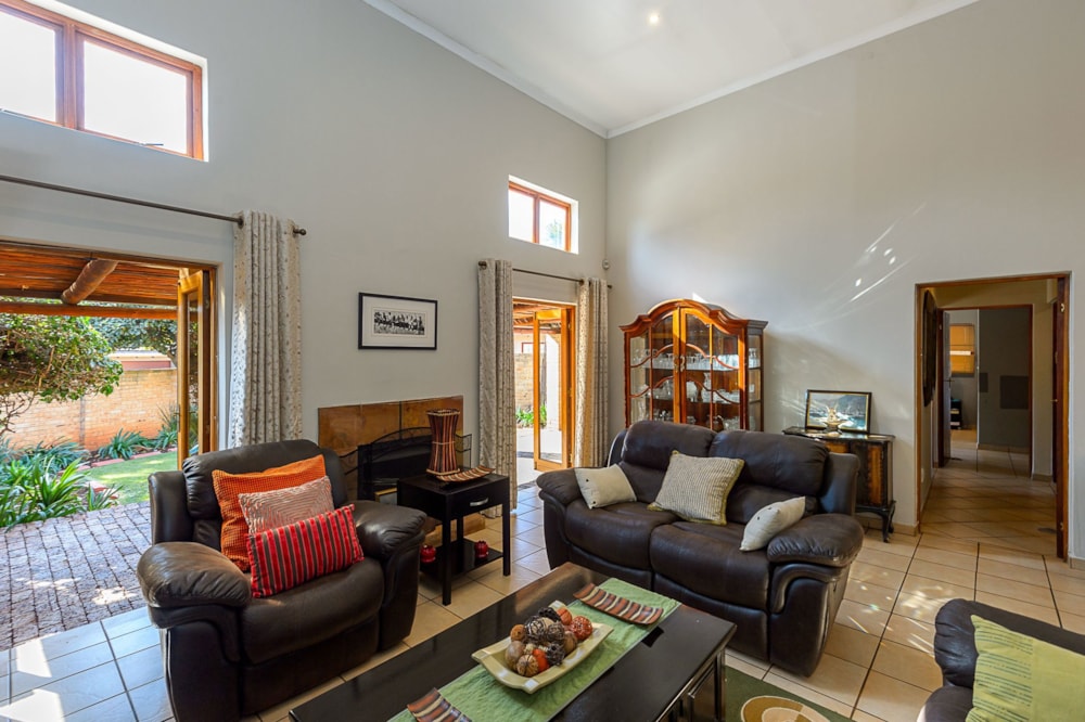 House for sale in Ruimsig - RAN1666334 House for sale in Ruimsig - RAN1666334