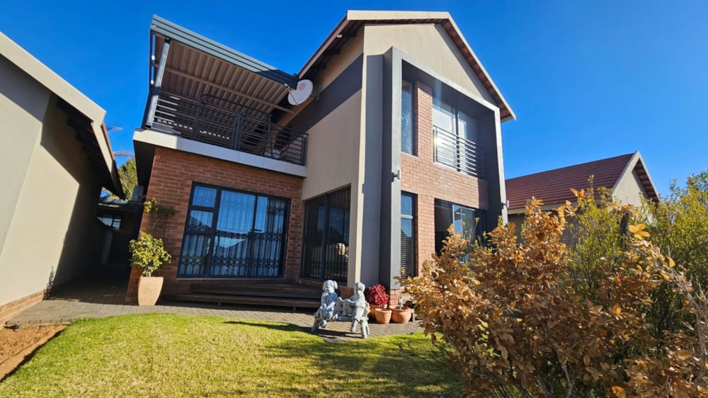 Townhouse sold in Wild Olive Estate - 1BX1667110 Townhouse sold in Wild Olive Estate - 1BX1667110