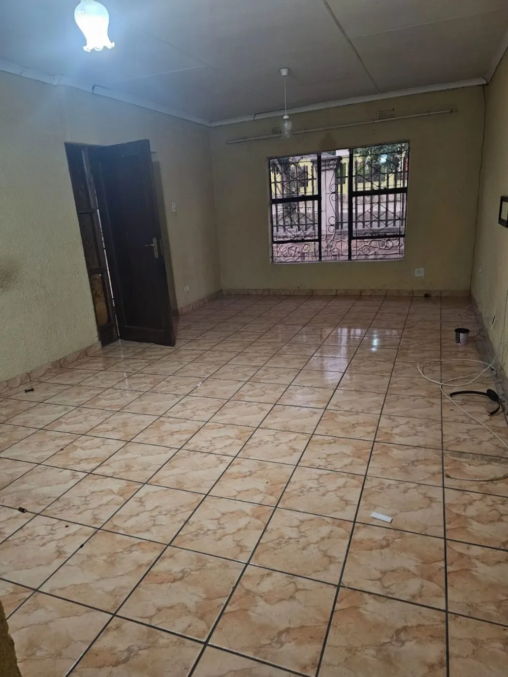 House for sale in Kanyamazane - 1NS1664915 House for sale in Kanyamazane - 1NS1664915