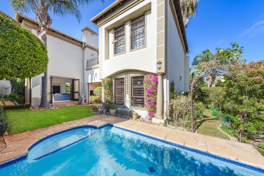 Double-storey house for sale in Douglasdale - FW1708339 Double-storey house for sale in Douglasdale - FW1708339