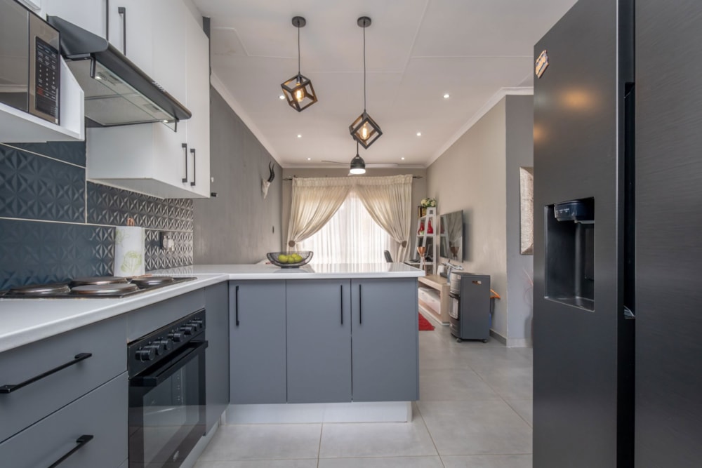 Cluster for sale in Witpoortjie - RAN1696811 Cluster for sale in Witpoortjie - RAN1696811