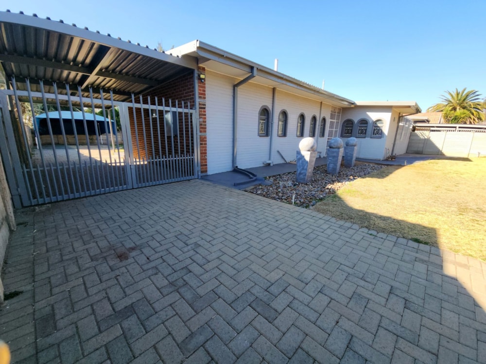 House sold in Fichardt Park - 1BX1671188