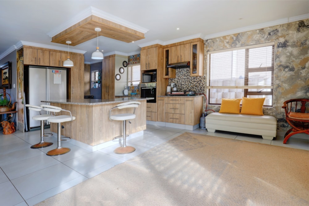 House for sale in Seemeeupark, Hartenbos - 1MB1669945 House for sale in Seemeeupark, Hartenbos - 1MB1669945