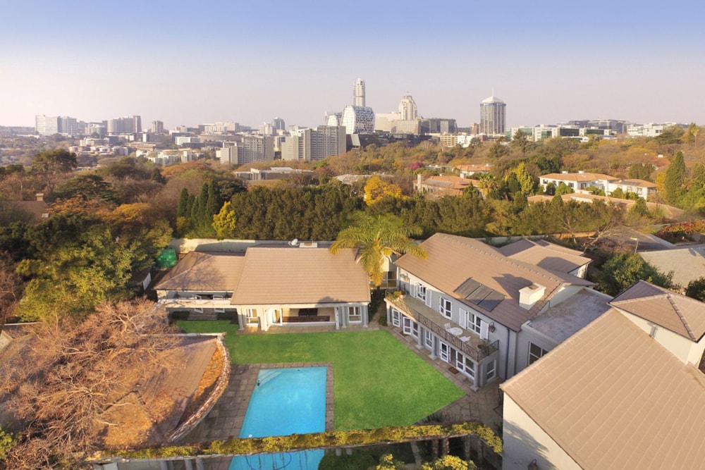 House for sale in Sandhurst - HP1671007