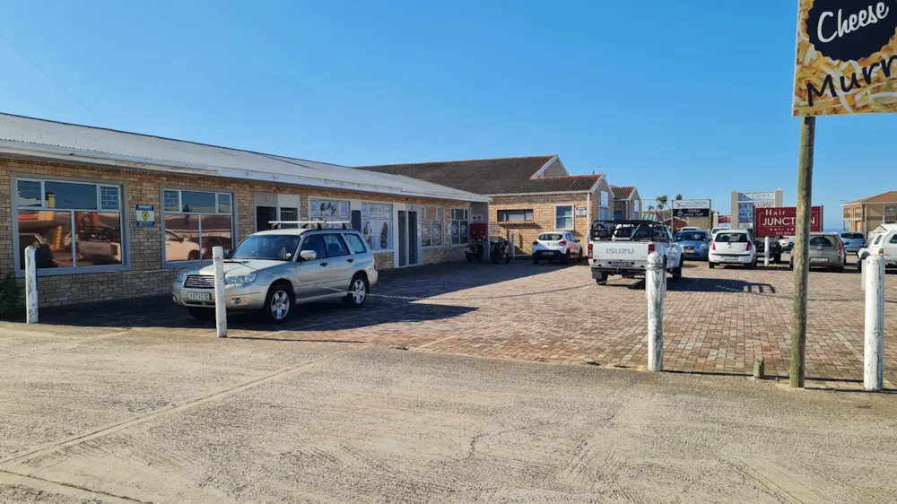 Commercial office for sale in Wave Crest - 1JF1671063 Commercial office for sale in Wave Crest - 1JF1671063