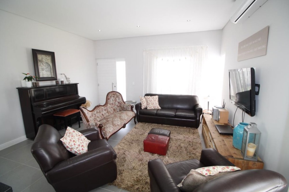 House sold in Paarl North - TK1669510