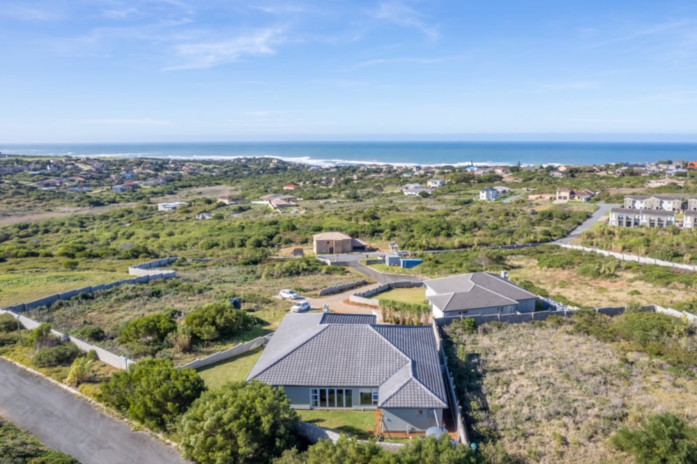 Security estate home for sale in Emerald Heights - 1PF1437661