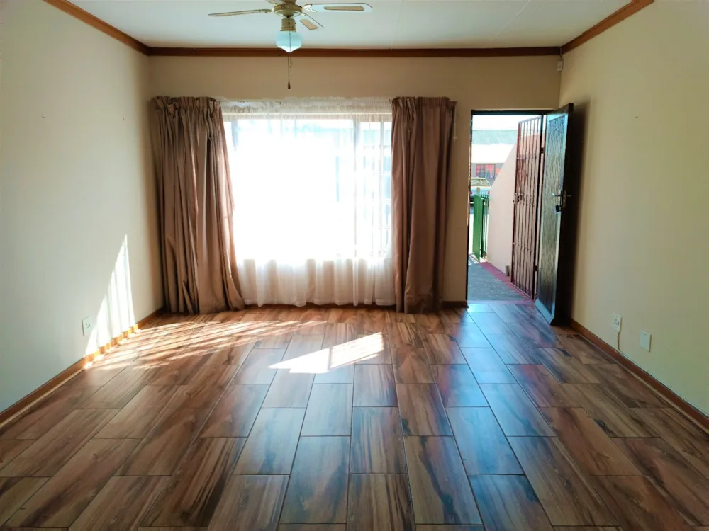 Townhouse let in Hospitaalpark - 1BX1718945 Townhouse let in Hospitaalpark - 1BX1718945