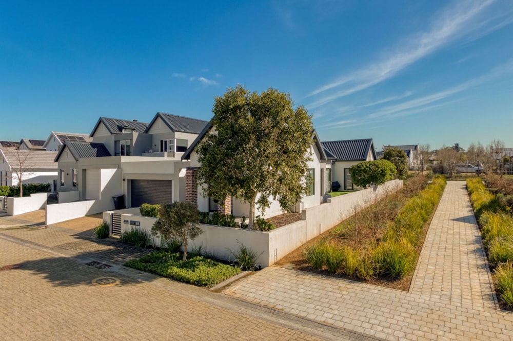 House sold in Somerset West - SW1670155 House sold in Somerset West - SW1670155