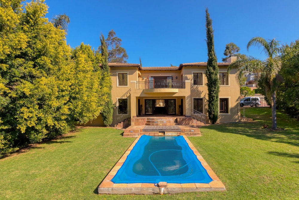 Security complex home sold in Worlds View, Somerset West - SW1670746 Security complex home sold in Worlds View, Somerset West - SW1670746