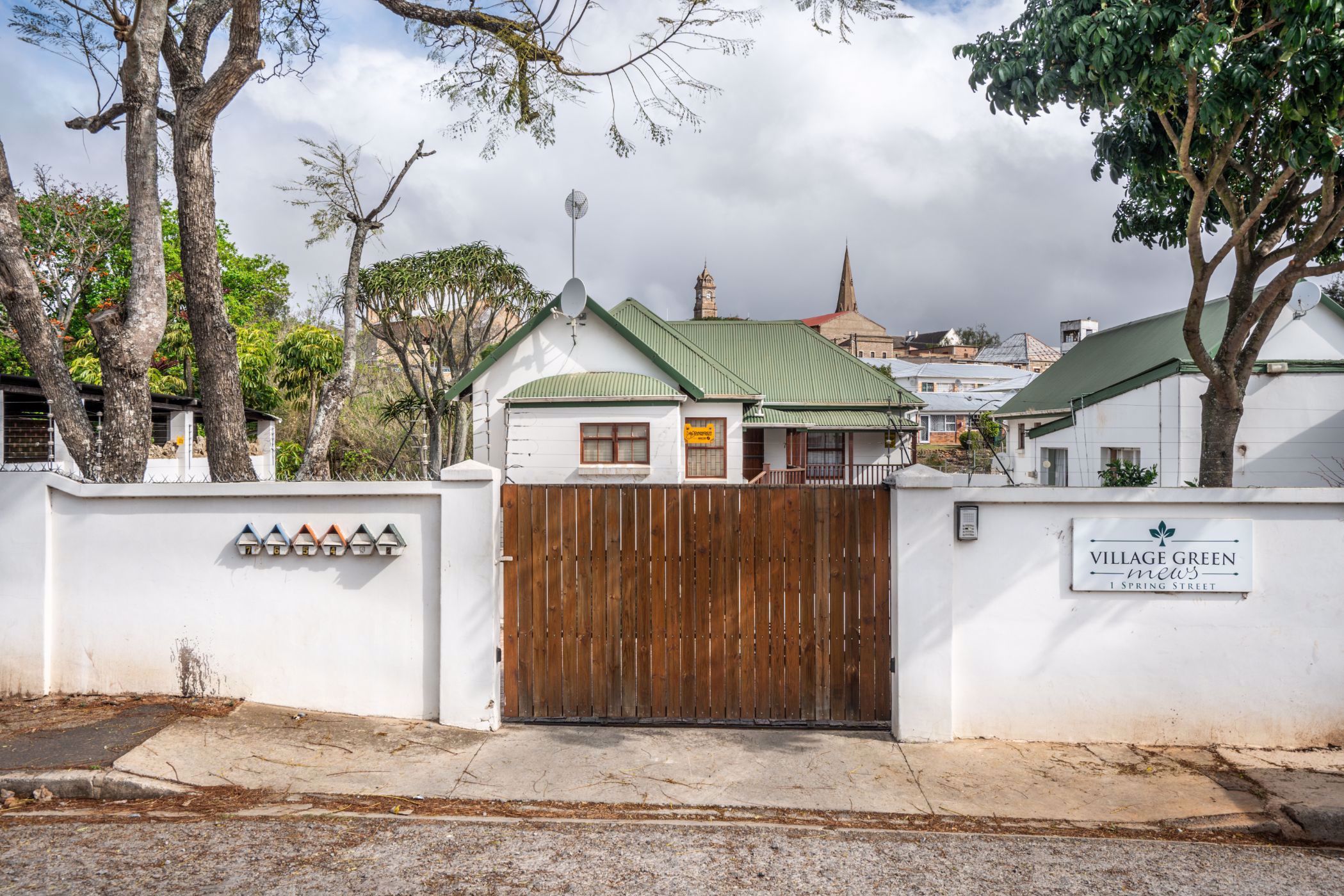 Apartment to rent in Grahamstown Central (Makhanda Central)  - 1GC1748827