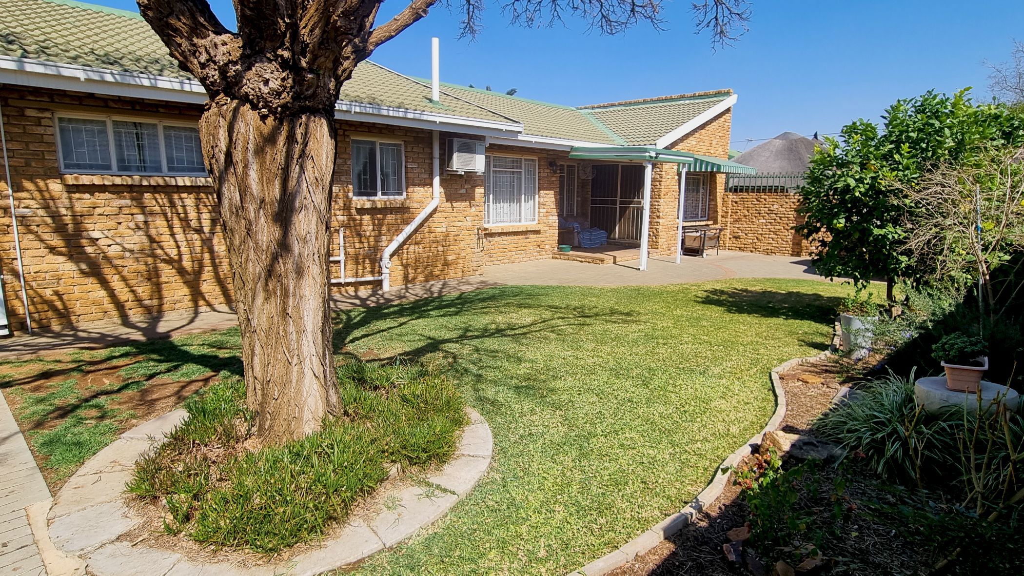 House sold in Uitsig, Bloemfontein - 1BX1671510