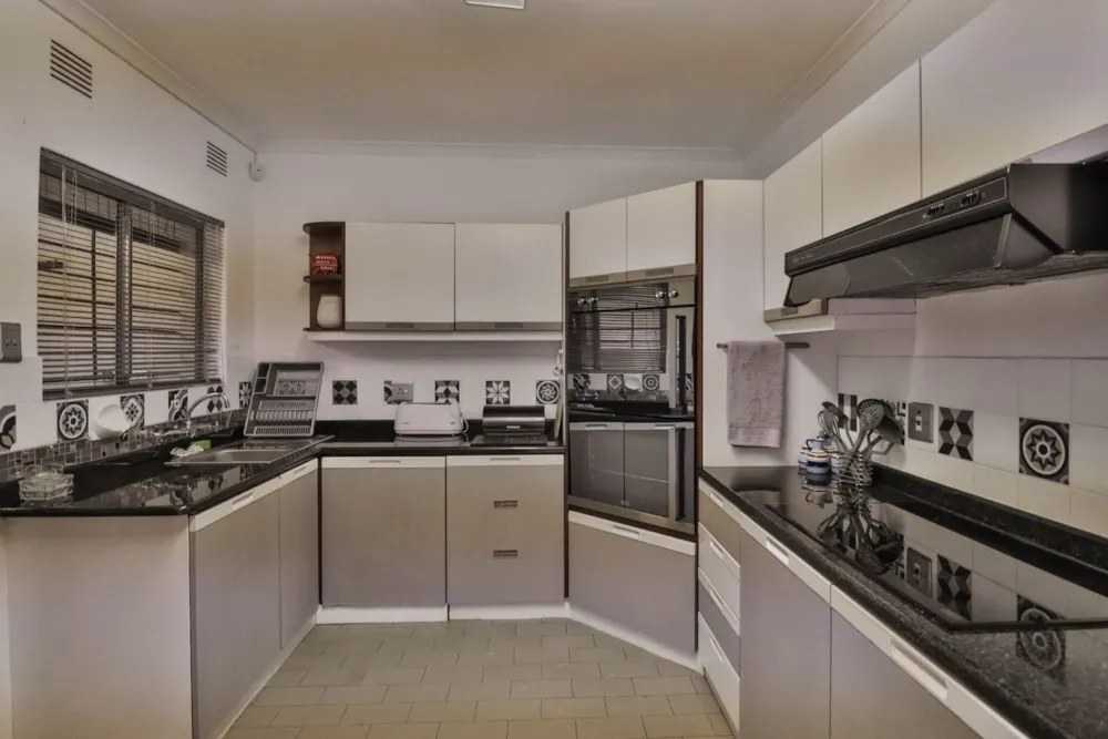 Townhouse let in Amanzimtoti - 1WB1738137 Townhouse let in Amanzimtoti - 1WB1738137