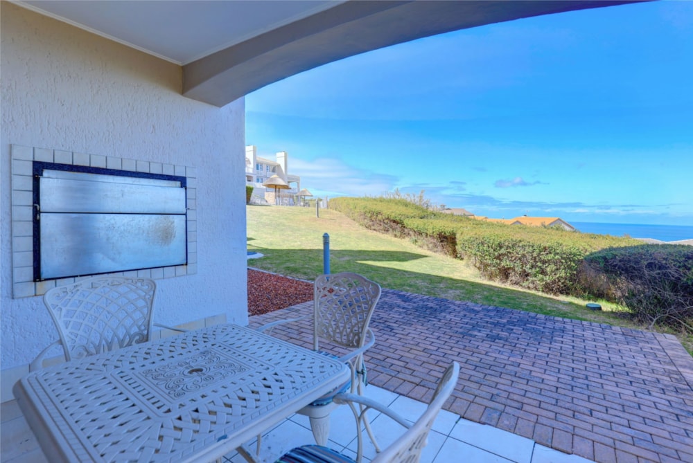 Apartment for sale in Pinnacle Point Golf Estate - 1MB1671725