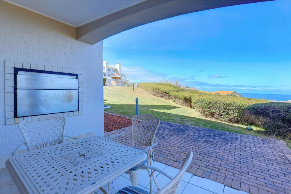 Apartment sold in Pinnacle Point Golf Estate - 1MB1671725 Apartment sold in Pinnacle Point Golf Estate - 1MB1671725