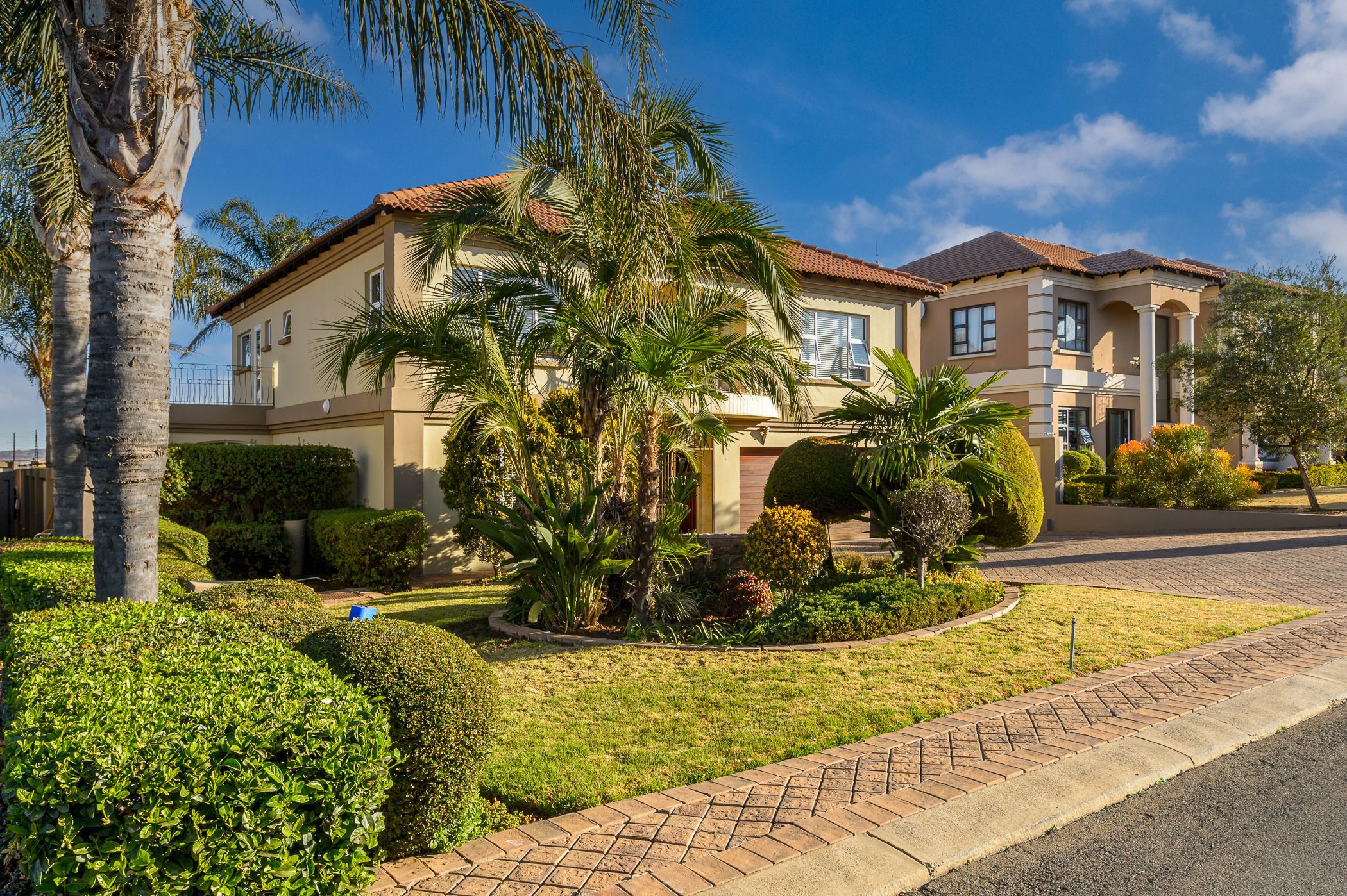 Security estate home sold in Aspen Hills Nature Reserve - 1GV1669136