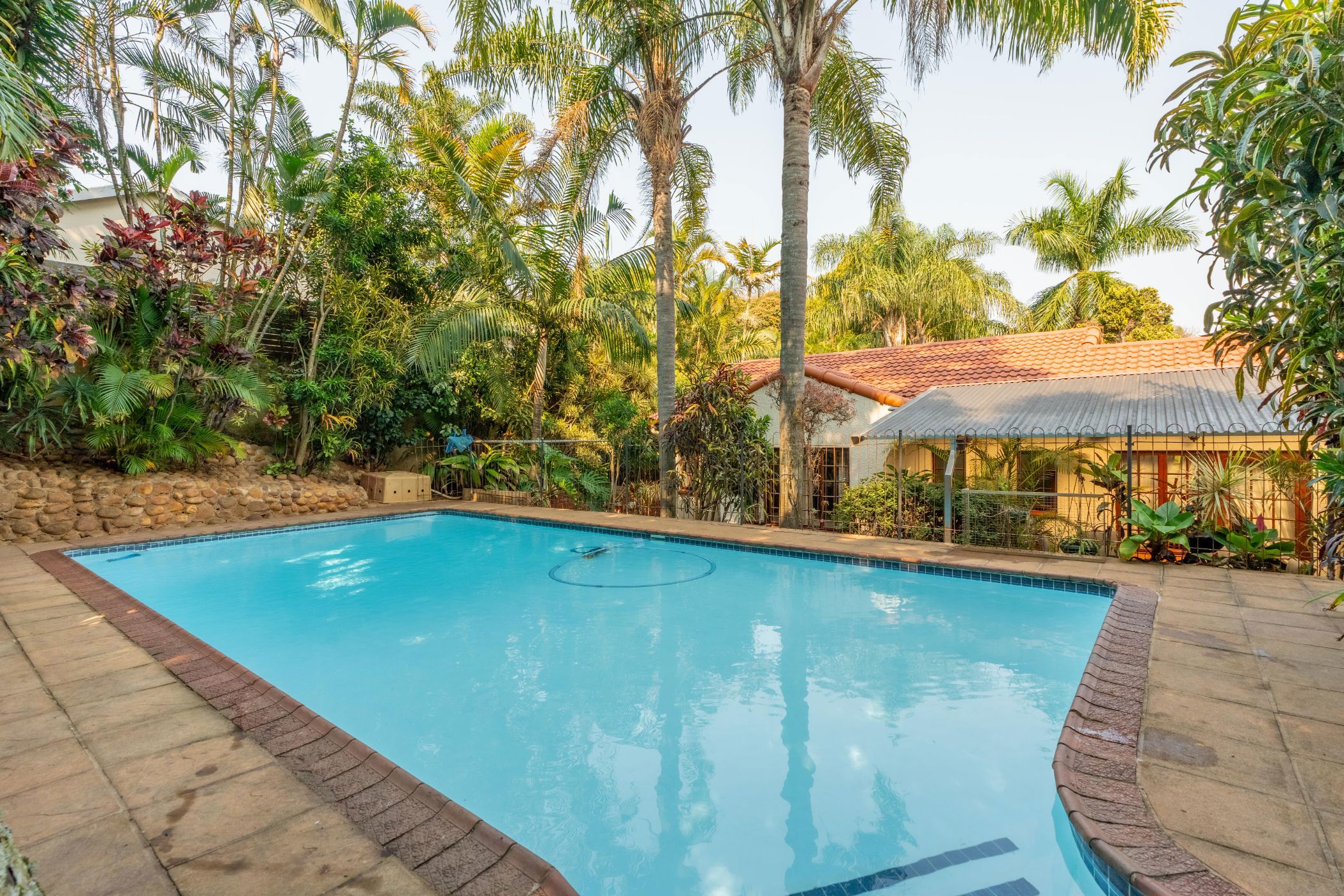 House sold in Glen Hills - 1ND1667677