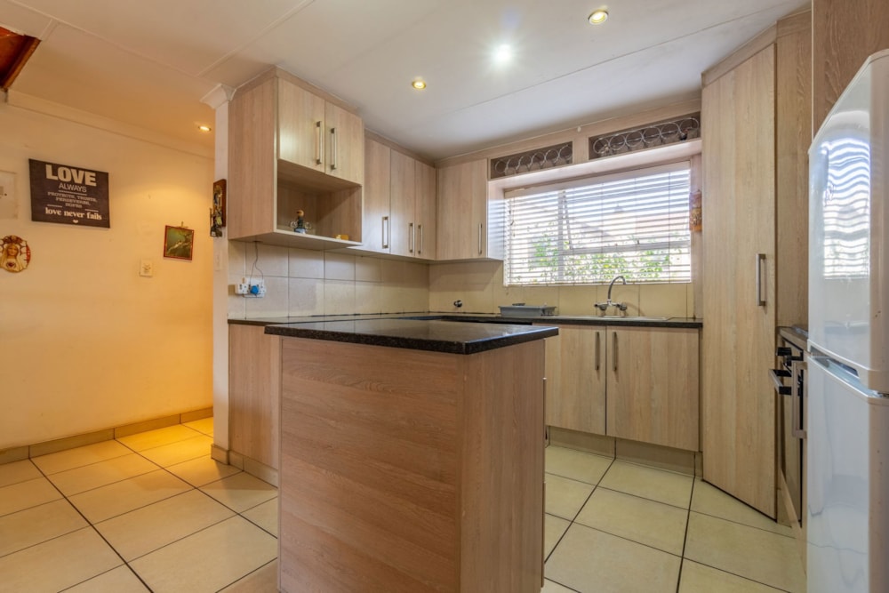 House sold in Glen Marais - KTP1667887 House sold in Glen Marais - KTP1667887