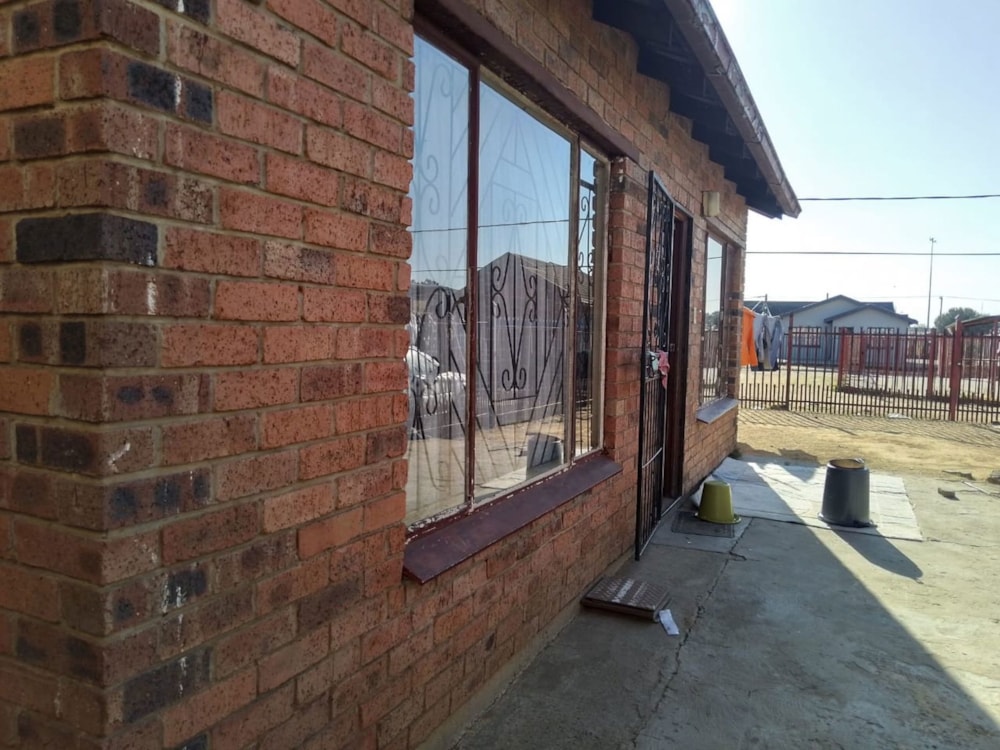 House for sale in Bloemside - 1BX1668464