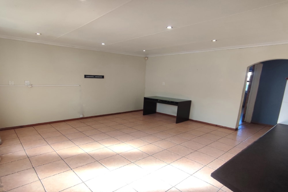 House let in Summer Greens - 1TV1671056