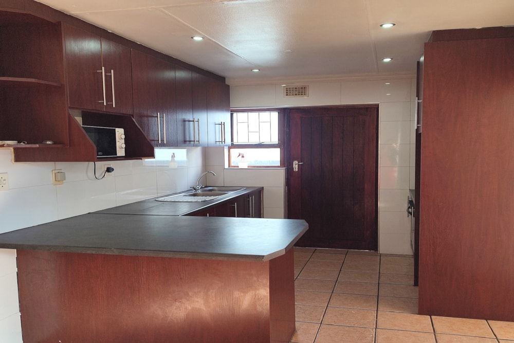 House let in Summer Greens - 1TV1671056