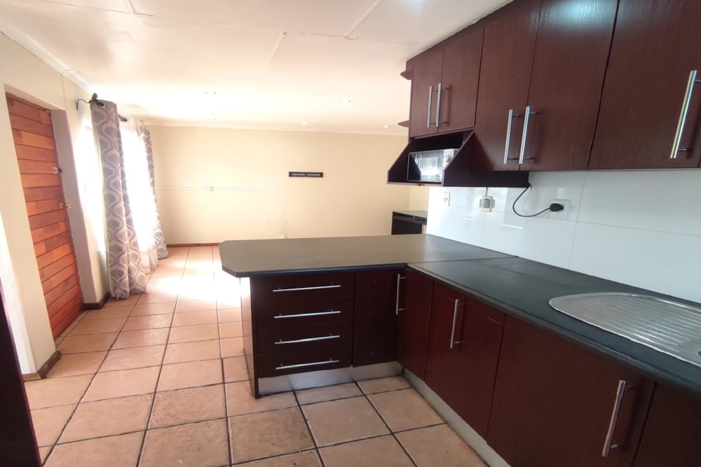 House let in Summer Greens - 1TV1671056