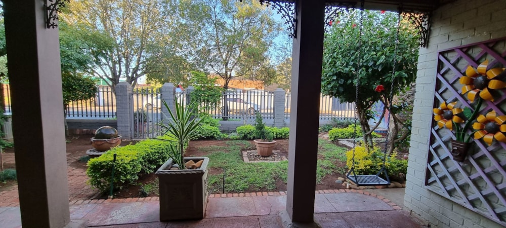 House let in Memorial Road Area - 1KJ1706193 House let in Memorial Road Area - 1KJ1706193