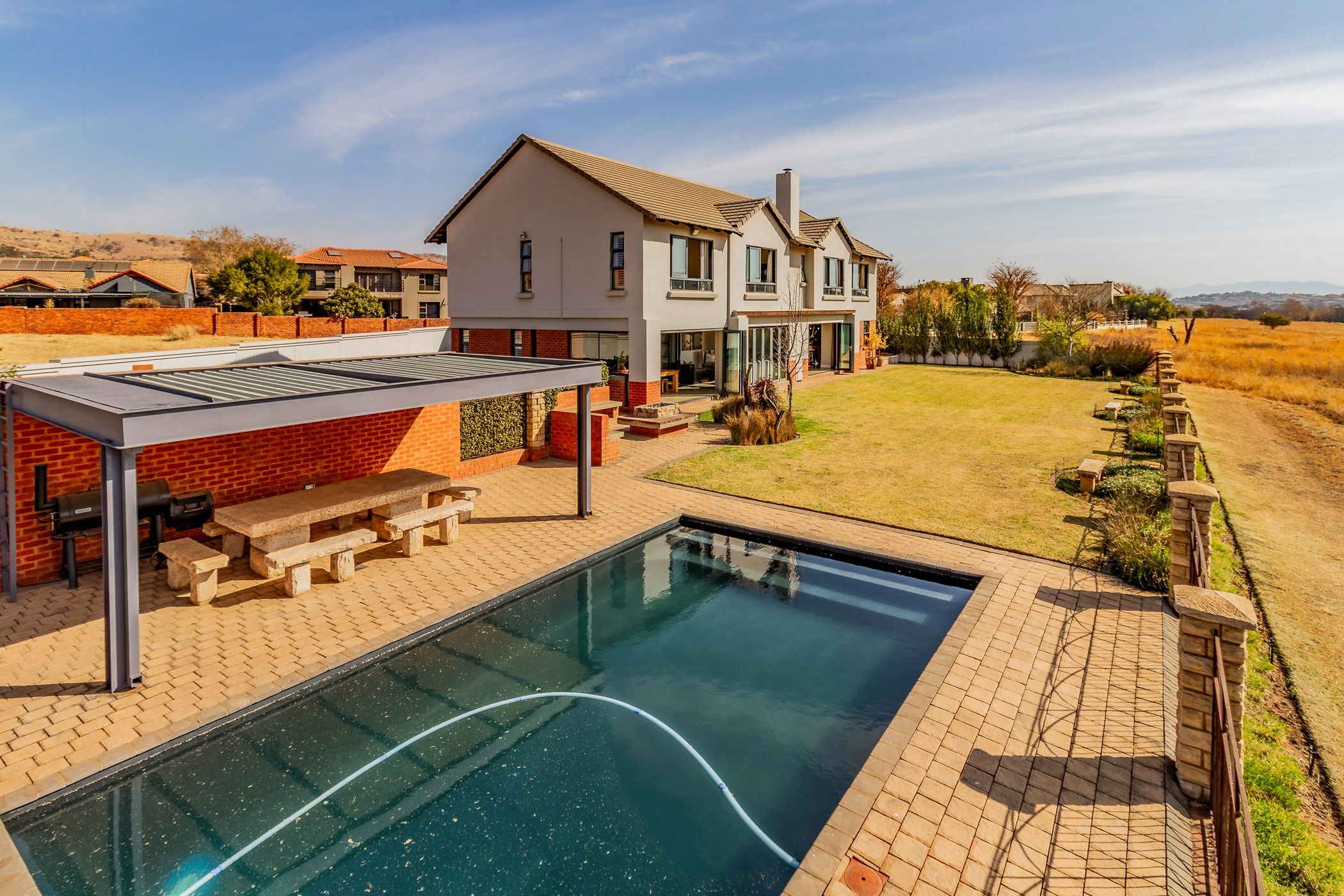 Security estate home sold in Xanadu - 1HR1670087