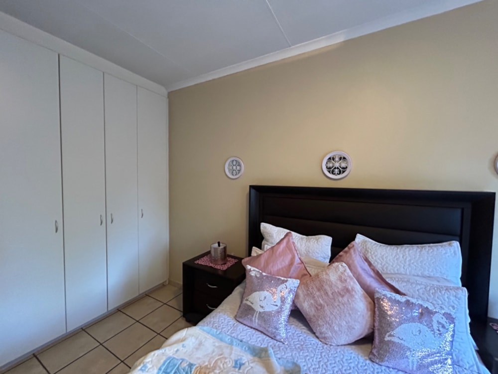 Townhouse sold in Barkly West - 1KJ1670476 Townhouse sold in Barkly West - 1KJ1670476