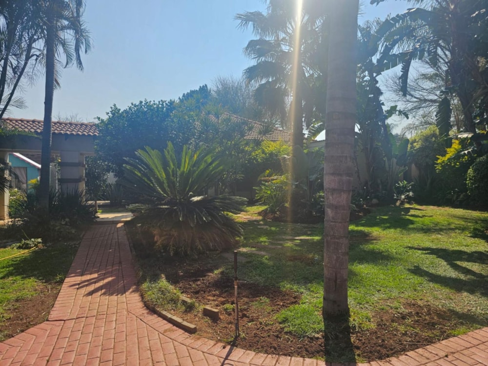 House for sale in Bendor Park - 1PS1668576 House for sale in Bendor Park - 1PS1668576