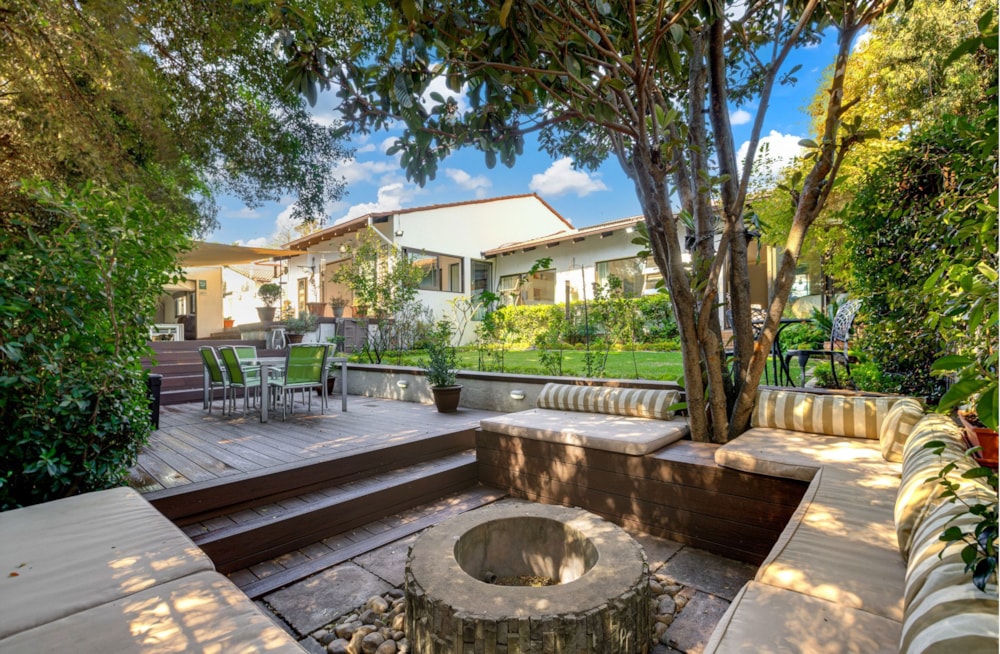 Townhouse sold in Morningside, Sandton - HP1671082 Townhouse sold in Morningside, Sandton - HP1671082