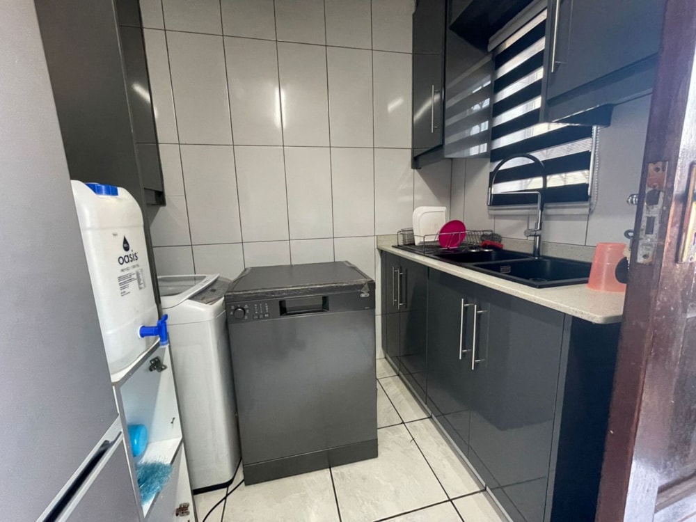 Townhouse let in Arboretum, Richards Bay - 1RY1684922 Townhouse let in Arboretum, Richards Bay - 1RY1684922